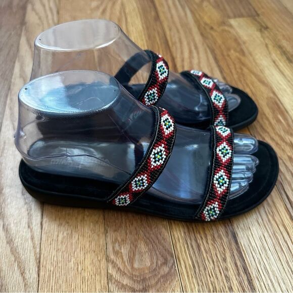 Minnetonka Beaded Leather Sandals Women’s Sz 7 Black/ Red/ White - Picture 4 of 8